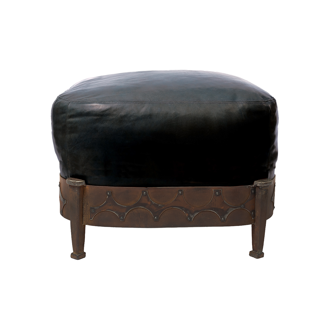 Nelson Ottoman Jan Barboglio