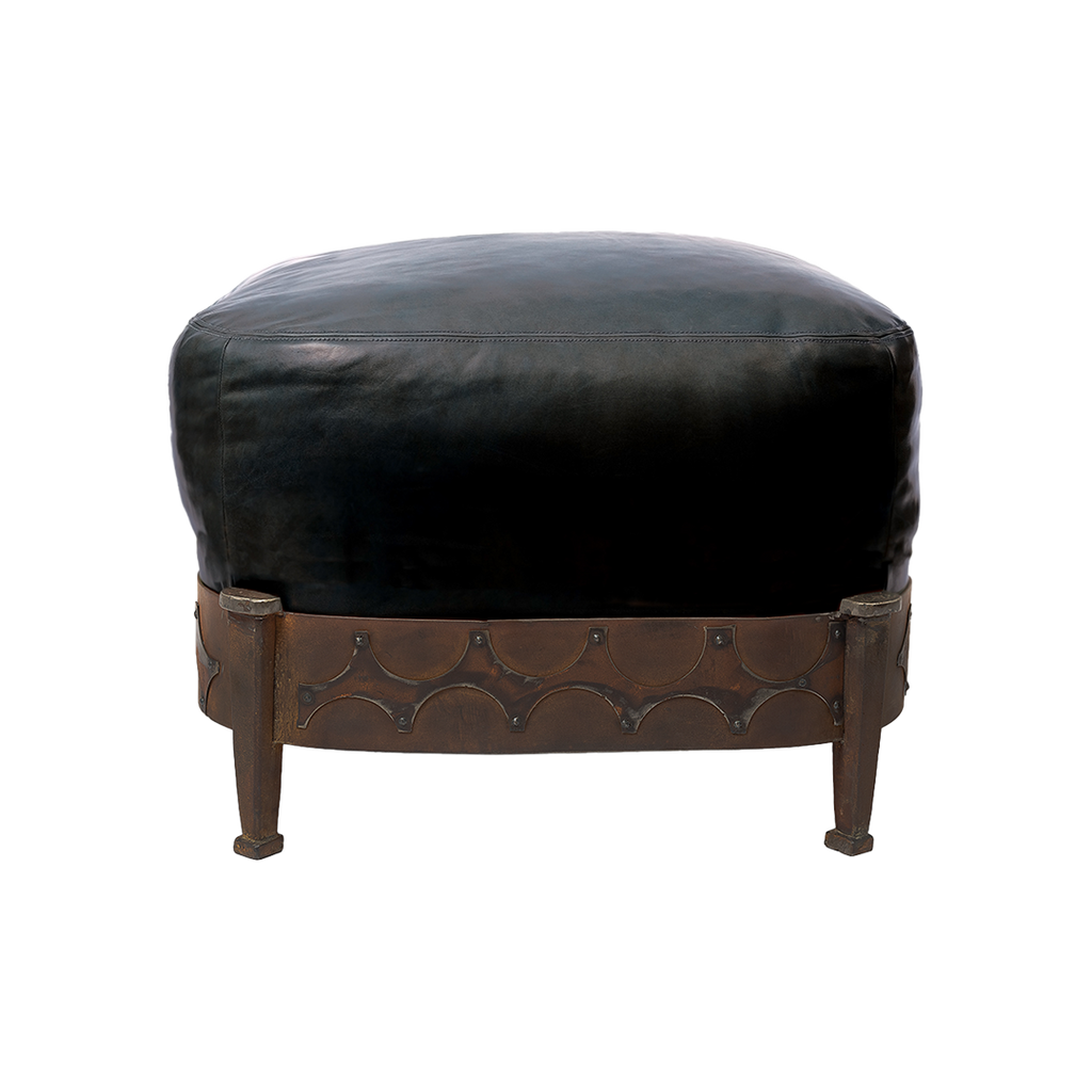 Nelson Ottoman