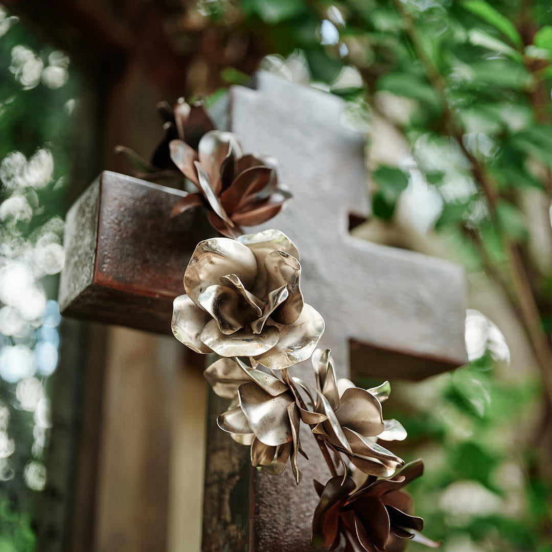 Cruz de Rosas Jan Barboglio